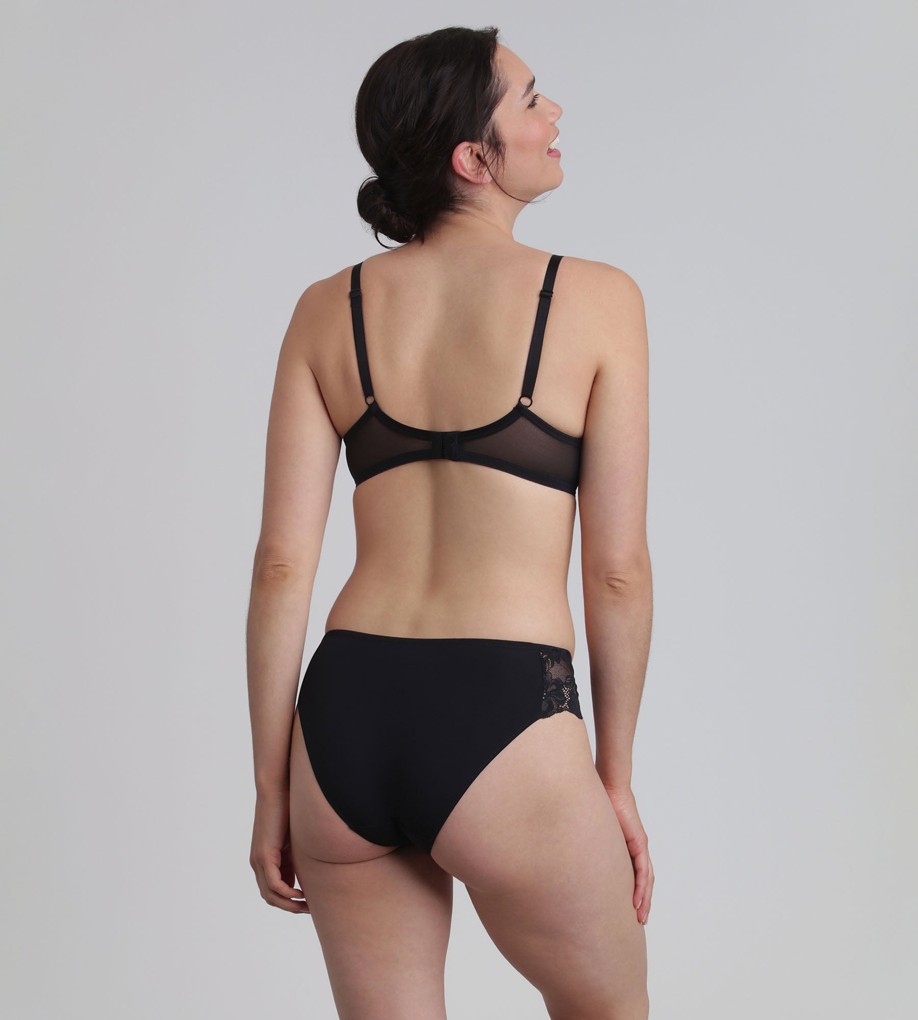 Playtex® Soutien-gorge sans armatures noir Essential Elegance
