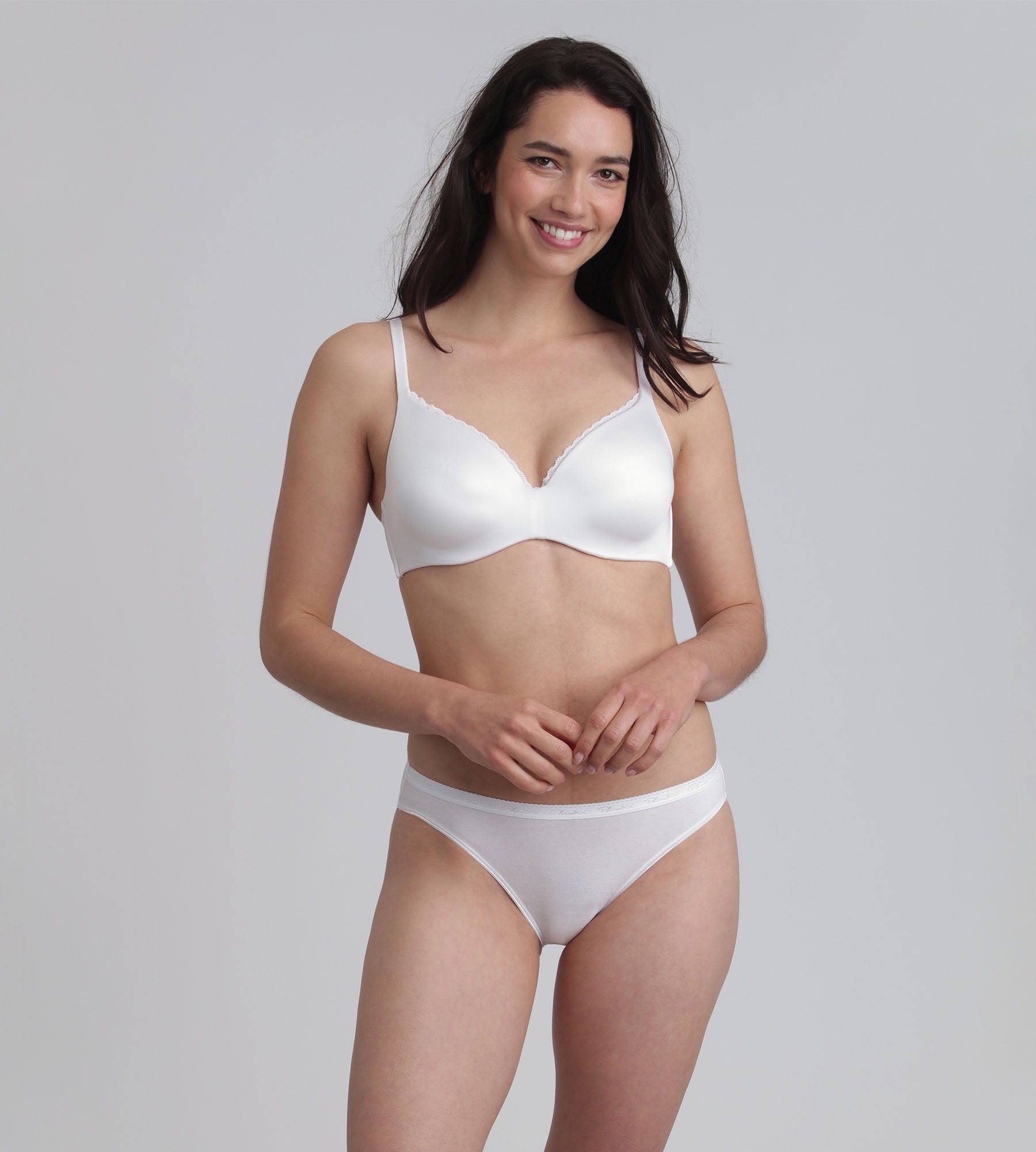 Playtex® Soutien-gorge coque aux armatures amovibles blanc 24h Soft Absolu