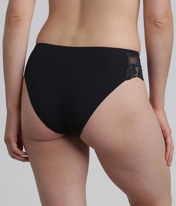 Playtex® Bikini knickers in black Essential Elegance