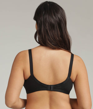Non-wired bra in black Essential Support Cotton