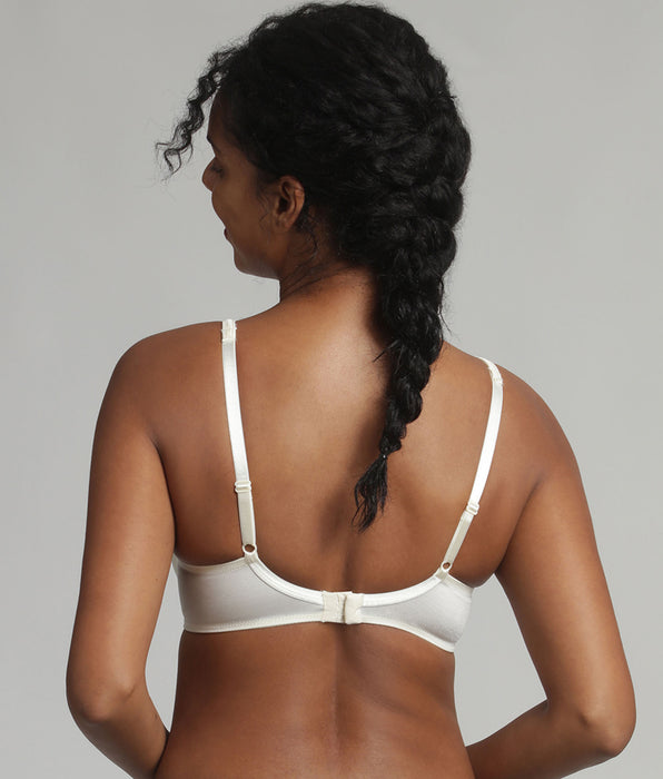 Playtex® Underwired bra in ivory Satiny Micro-Support
